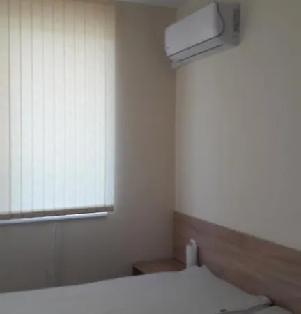 شقة Apartamenti Sotirovi *
