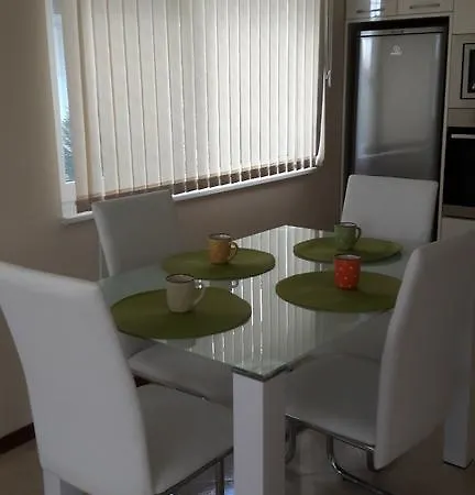 Apartamenti Sotirovi * بورغاس